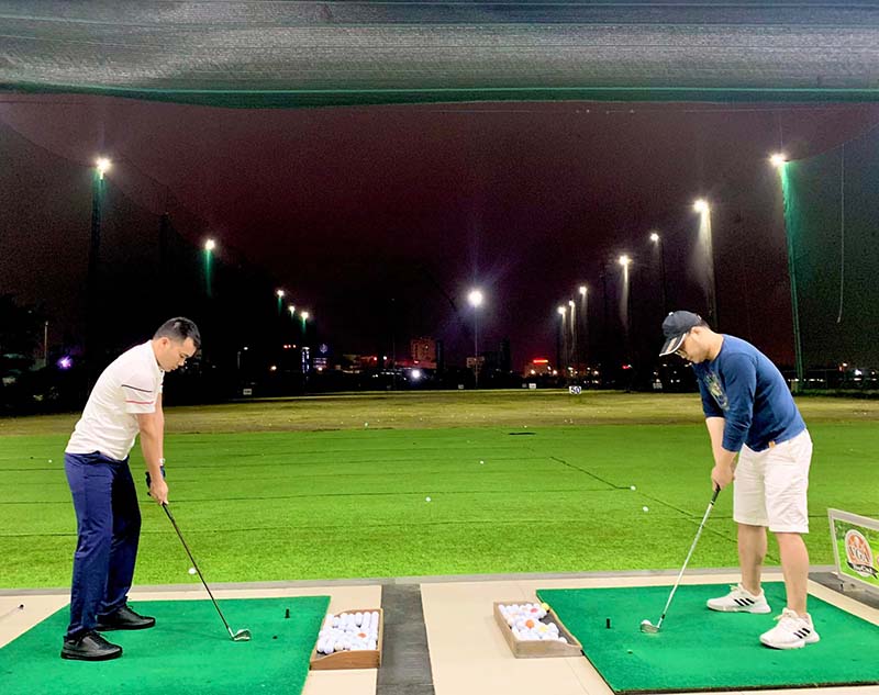 Sân tập golf Đa Phước được xây dựng ở gần biển