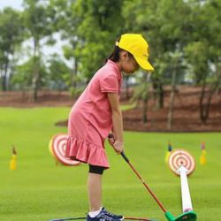 Golf đem lại rất nhiều lợi ích cho trẻ em