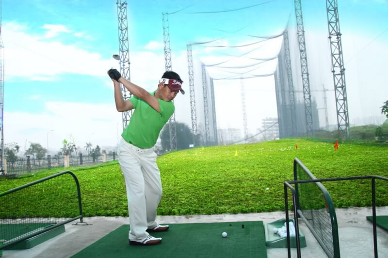 Tới sân Lê Văn Lương golfer còn được trải nghiệm những dịch vụ tiện ích vô cùng hiện đại và nổi bật