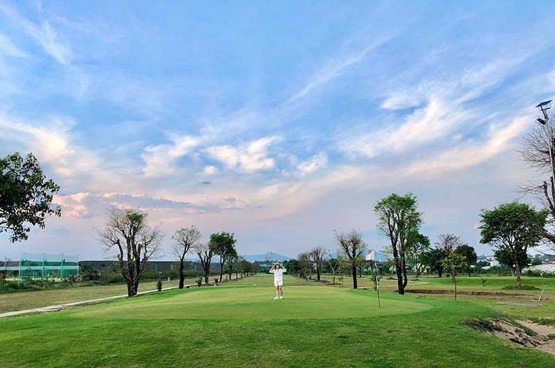 Sân golf Gia Lai FLC Biscom Xuân Thủy