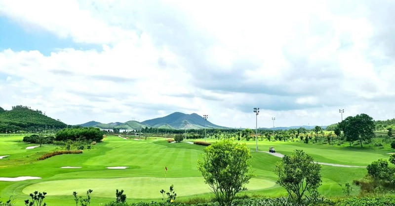 Sân golf Xuân Thành nổi tiếng ở Hà Tĩnh