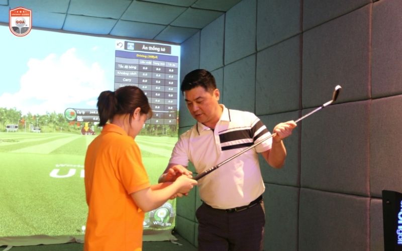 Không chỉ sở hữu thành tích "khủng" mà HLV Jung Sung Pil có kinh nghiệm trên các đấu trường golf