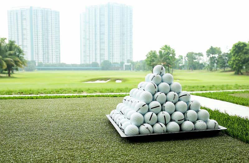 Sân tập golf Đại Kim sở hữu các dịch vụ tiện ích chuyên nghiệp với trang thiết bị hiện đại 