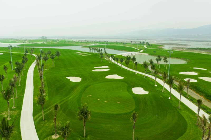 Sân Tuần Châu - Hạ Long là một trong những sân tập golf nổi bật ở Quảng Ninh