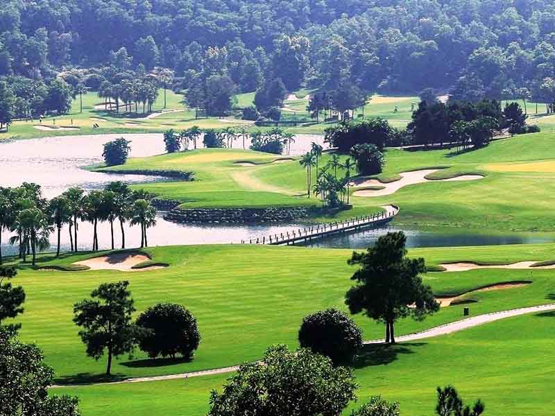 Sân golf Đầm Vạc là điểm đến lý tưởng của nhiều gôn thủ trong nước và quốc tế 