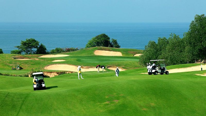 Sân golf Sea Link Mũi Né được mệnh danh là sân golf thách thức nhất châu Á