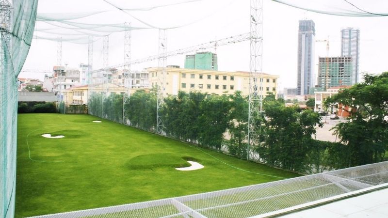 Sân tập golf Cầu Giấy là địa chỉ chơi gôn quen thuộc của nhiều golfer Hà nội 