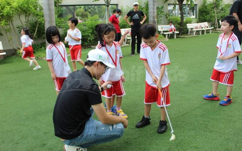 Golf mang lại cho trẻ nhỏ nhiều lợi ích trong suốt quá trình phát triển