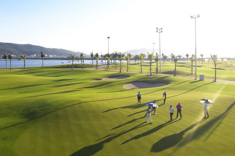 Sân Tuần Châu thu hút đông đảo golfer đến trải nghiệm