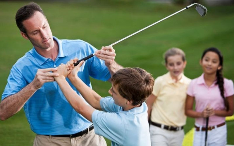 Lý do nên lựa chọn gậy golf cho trẻ em