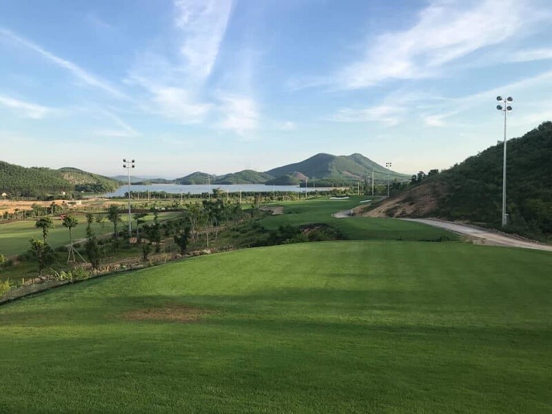 Sân golf Mường Thanh có tầm nhìn tốt, thích hợp để golfer có nhu cầu học đánh golf tại Vinh trải nghiệm