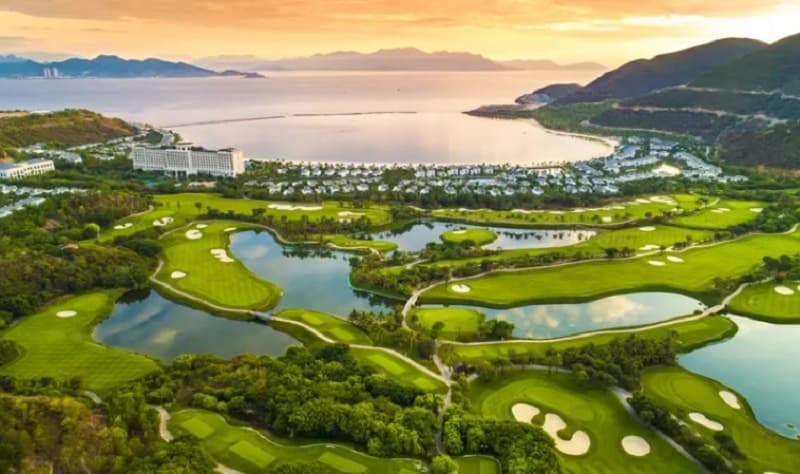 Khu du lịch sinh thái sân golf Vinpearl Nha Trang