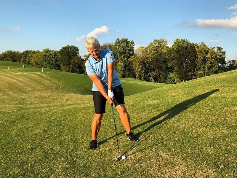 Golfer cần lưu ý đến những động tác ban đầu khi chip golf