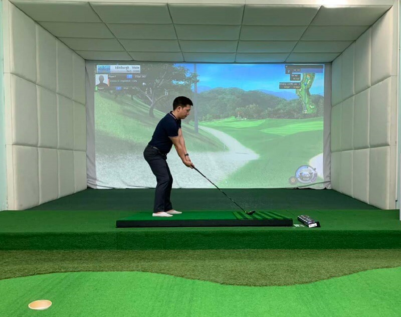 Luyện tập ở phòng golf 3D giúp golfer tự chủ được thời gian