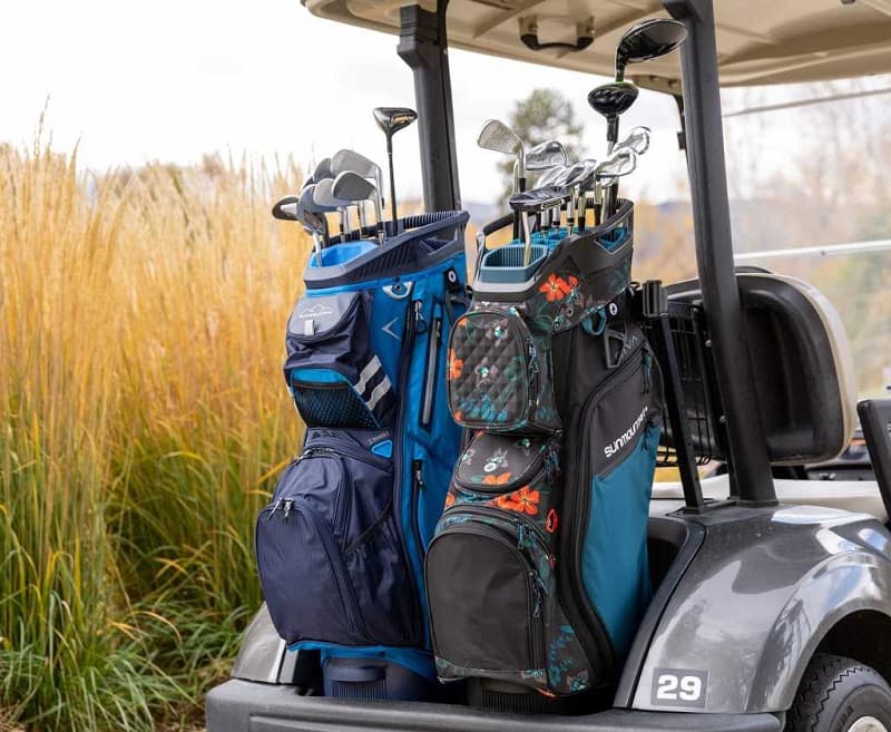 Trọng lượng túi gậy golf tùy thuộc vào số gậy golfer mang theo