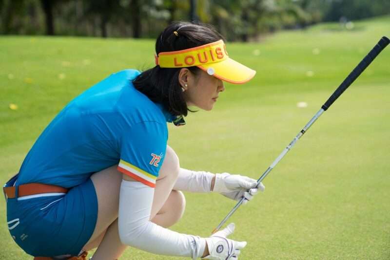 Golfer cần lưu ý một vài điều khi lựa chọn mũ chống nắng chơi golf