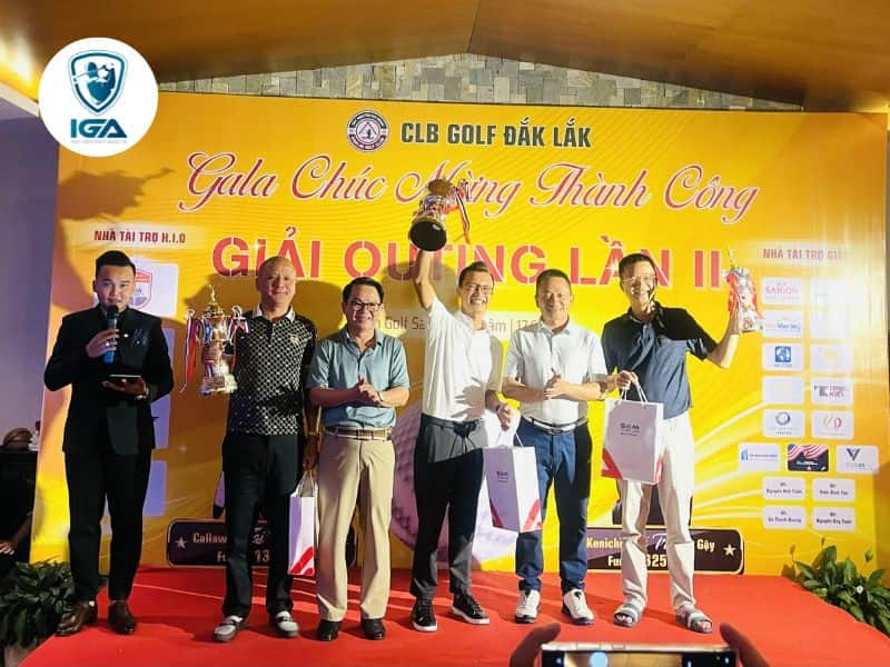 Người chiến thắng tại sự kiện IGA tài trợ giải đấu Golf DakLak