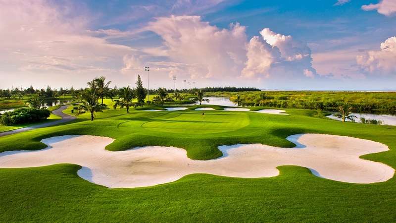 BRG Ruby Tree Golf Resort với 18 hố golf đạt tiêu chuẩn quốc tế