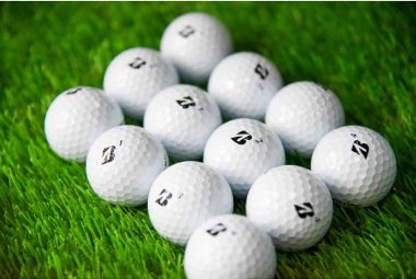 Vỏ bóng golf Bridgestone được ứng dụng công nghệ nguyên khối (Seamless cover technology)