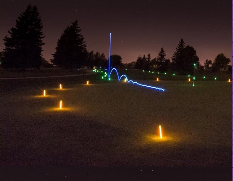 Bóng golf phát sáng là loại bóng sử dụng trong đêm