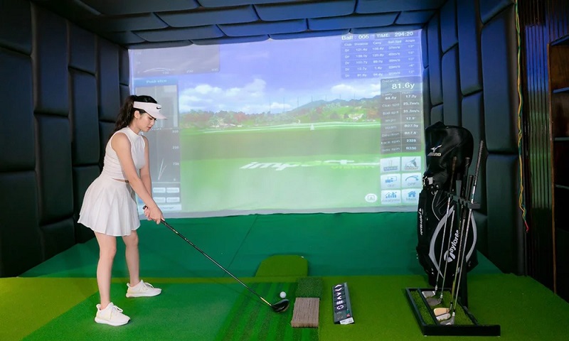 Phòng golf 3D OKONGOLF cho chất lượng đồ họa hiện đại, sắc nét